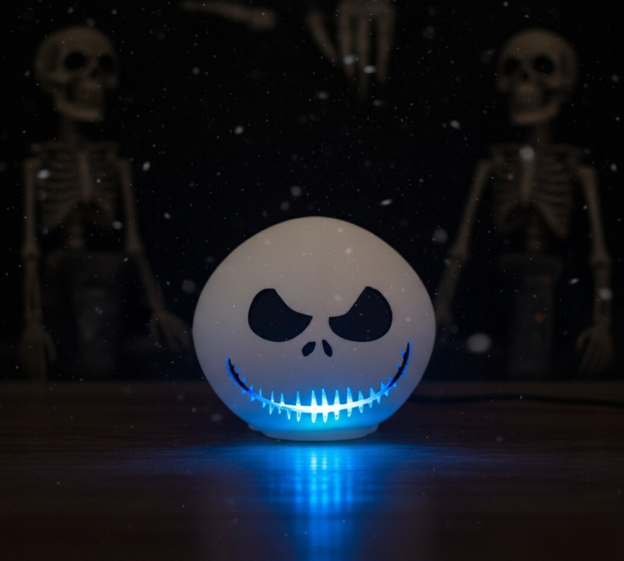 Soporte decorativo inspirado en Jack Skellington para tu Echo Dot 4ª y 5ª - 4